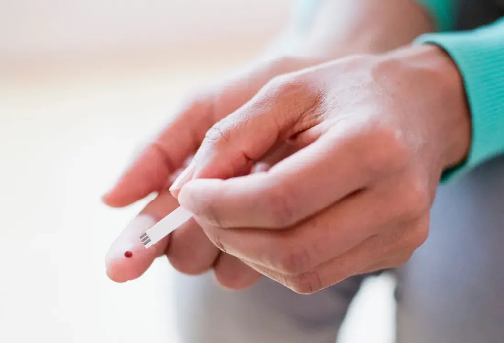 mastering-self-tests-how-to-accurately-finger-prick-yourself-for-vitamin-deficiency